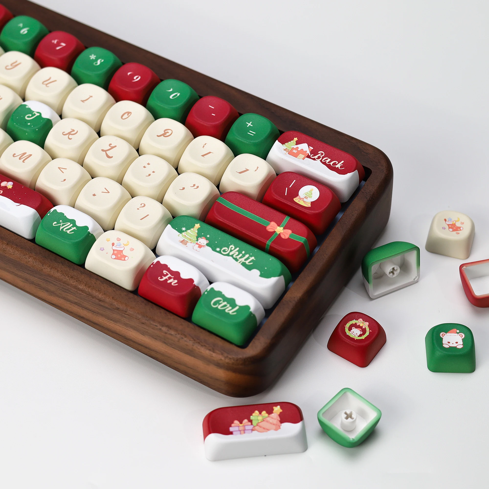 Christmas Bear Keycaps MOA Profile Thermal Sublimation PBT Custom Keycap 133 Keys Red Green Cute Xmas Mechanical Keyboard Caps