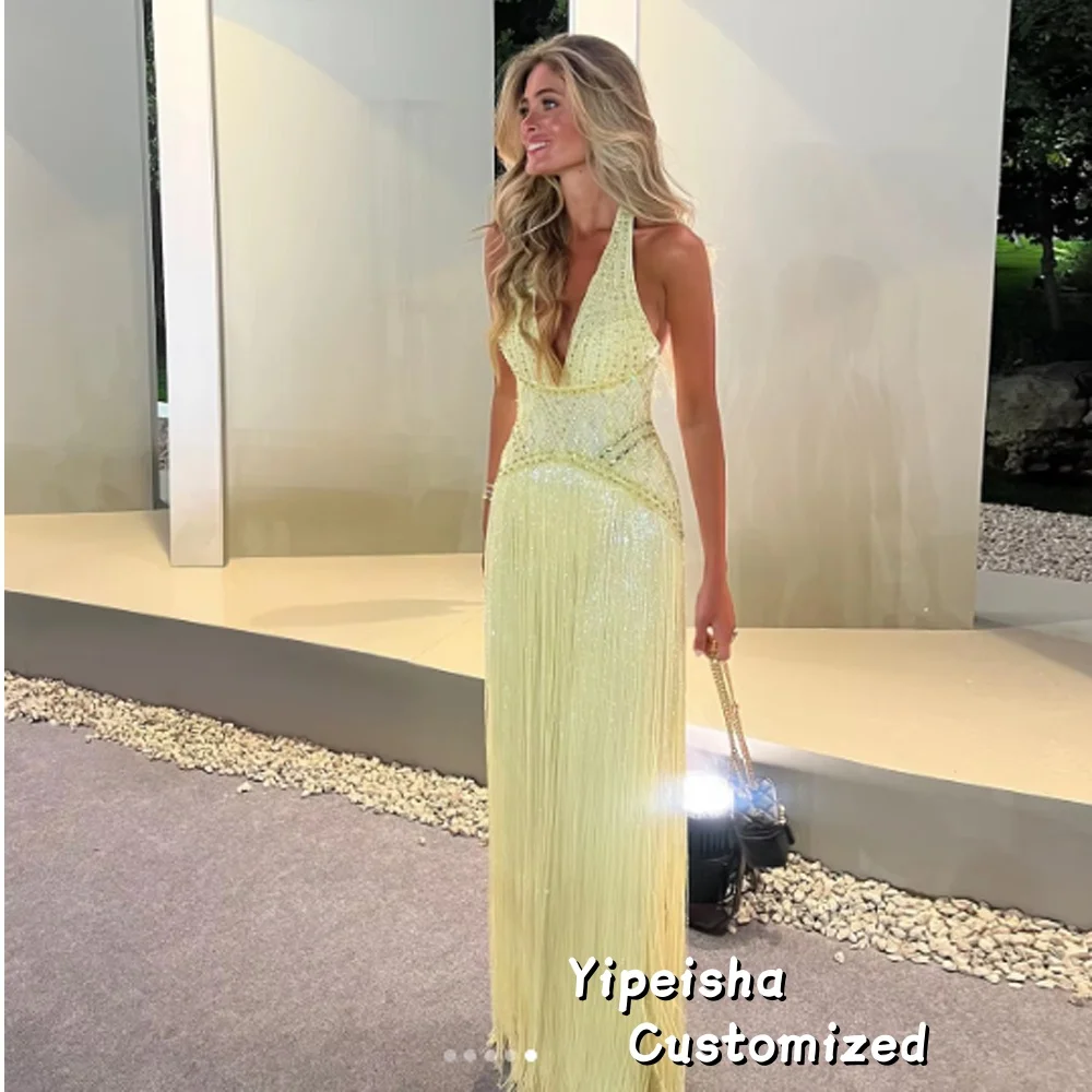 Op maat gemaakte prachtige gele chiffon avondjurk Elegante V-hals halter galajurk Klassieke rugloze jurken voor speciale gelegenheden