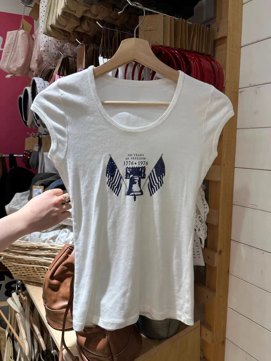 

Футболка женская приталенная с круглым вырезом и коротким рукавом, мягкая хлопковая рубашка с маленьким колокольчиком и флагом, повседневная винтажная уличная одежда, Y2k, на лето