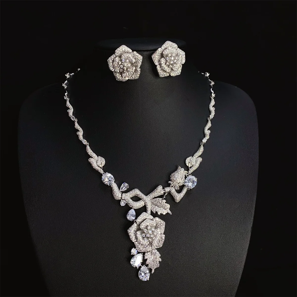 HIBRIDE Charming Flower Zirconia Pendant Necklace Earrings Women's Jewellery Set Bridal Wedding Party Dinner Accessories S-503