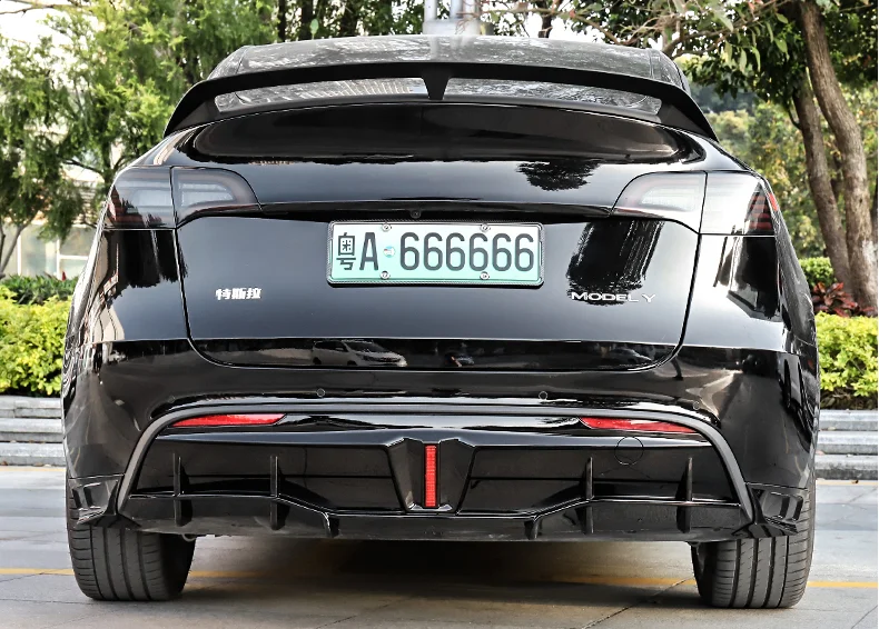 For Tesla Model Y 2020 2021 2022 2023(With LED Light) High Quality ABS Black Rear Trunk Diffuser Bumper Lip Spoiler Cover