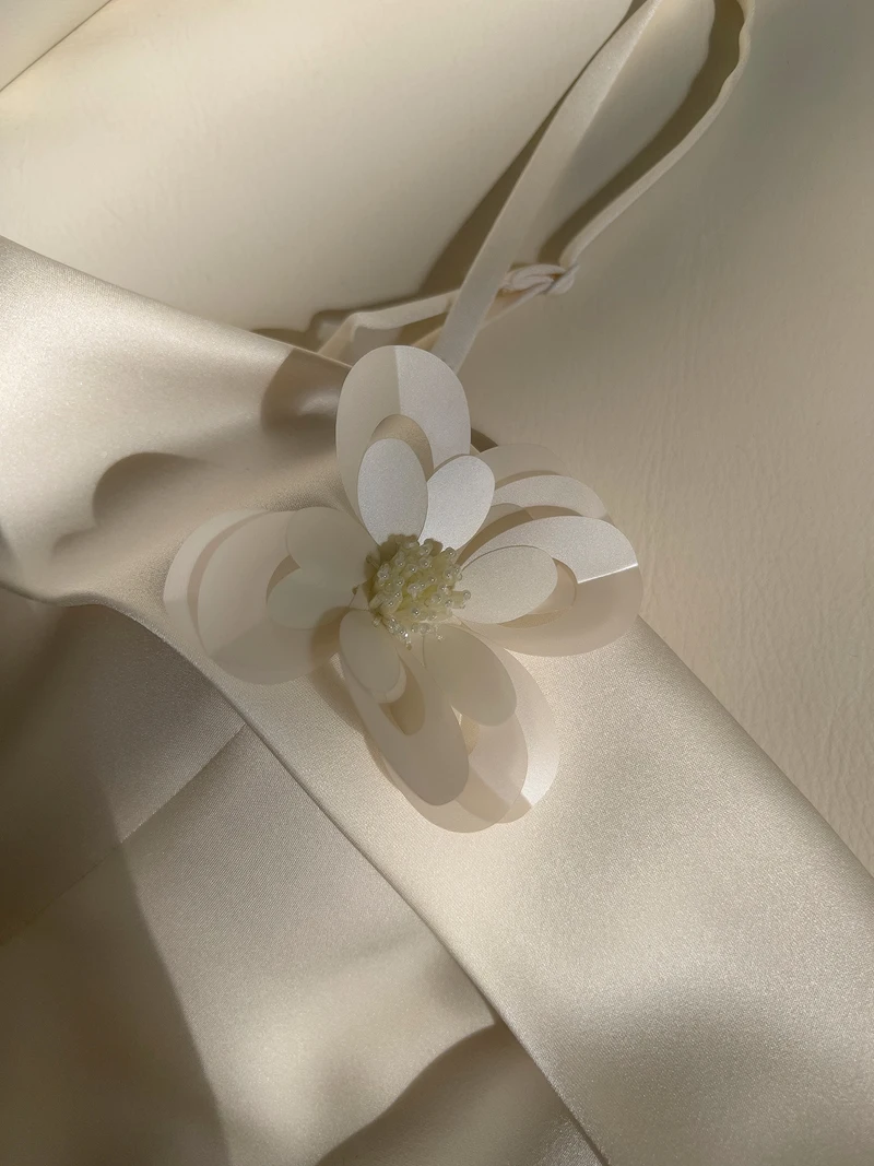 Ele الأبيض الساتان الأزهار طباعة ter Ne Dr المرأة Vaion ثوب عالية الخصر ألف خط تنورة ألياف البوليستر سستة Sle #2