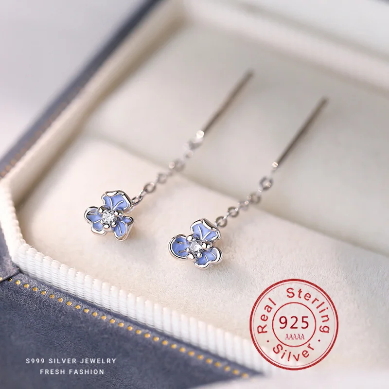 Exquisite Female Ea…