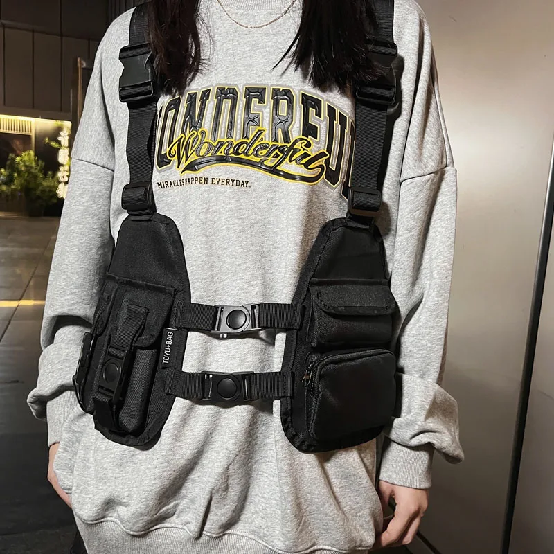 Women Chest Rig Bag Functional Tactical Chest Bags Fashion Bullet Hip Hop Vest Streetwear Bag Waist Pack Unisex Black Chest Pack