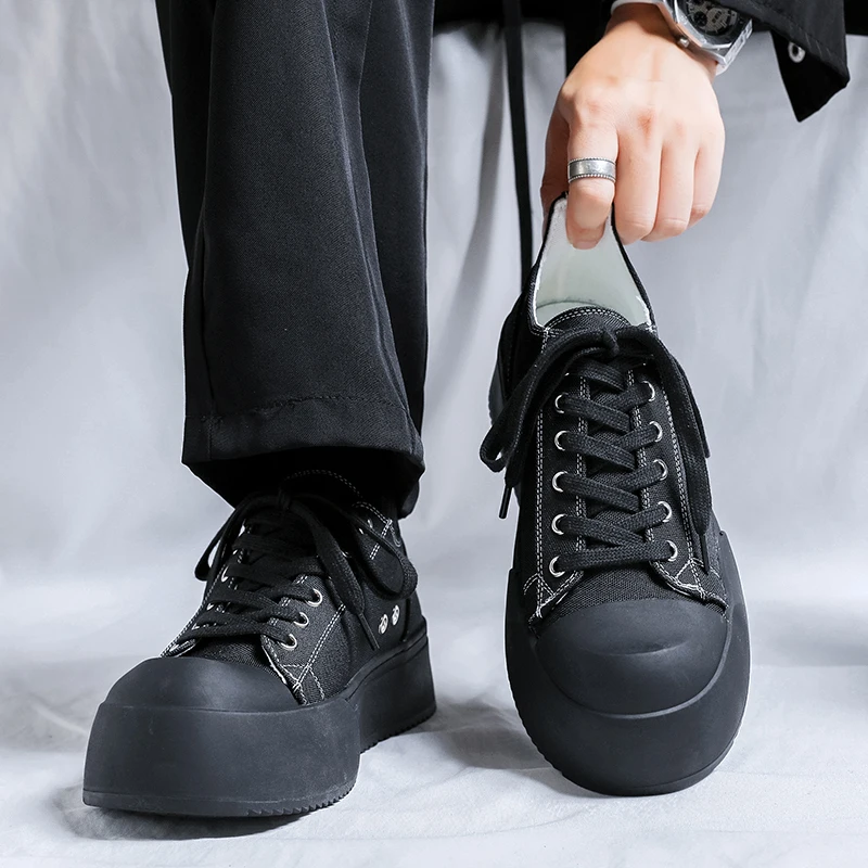 

Men's Youth casual shoes Designer's casual and fashion style Leisure streets or walking Hot selling Derby shoes 38-46 New