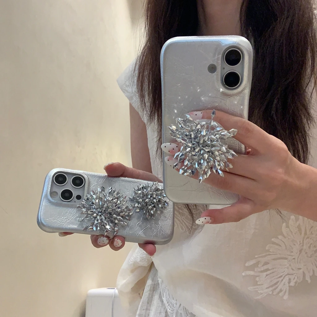 Borla de gránulo de plata Simple avanzada con decoración de soporte funda de teléfono de cuero de fissure para iPhone 17 16 15 14 13 Pro Max