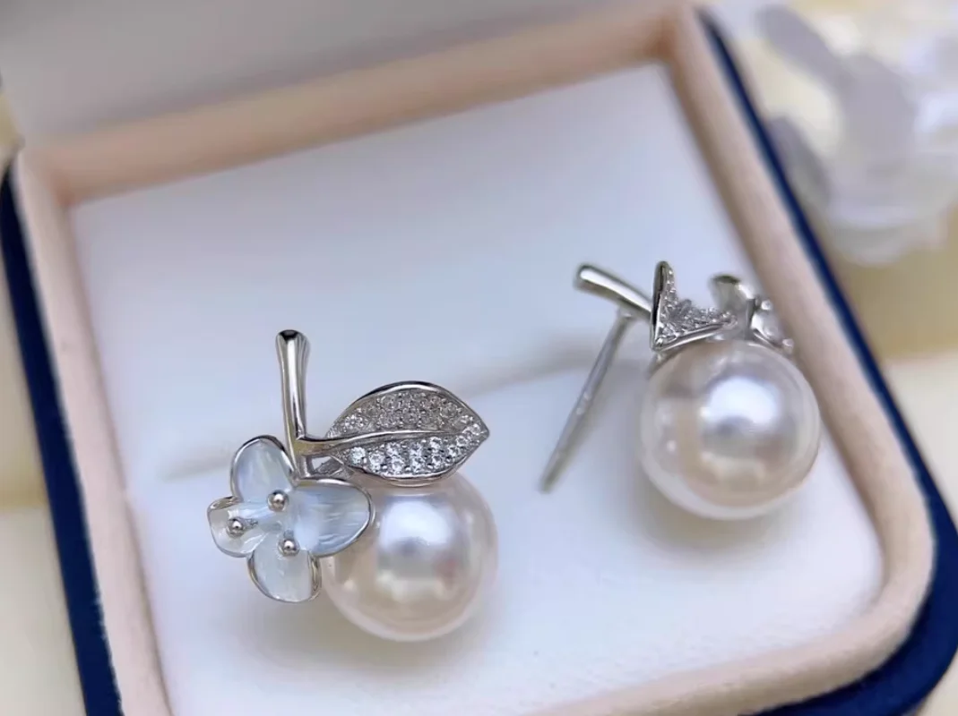 

Fashion Pearl Earrings AAAA Grade 11-12mm Natural Nanyang Round Pearl Earrings 925 Silver