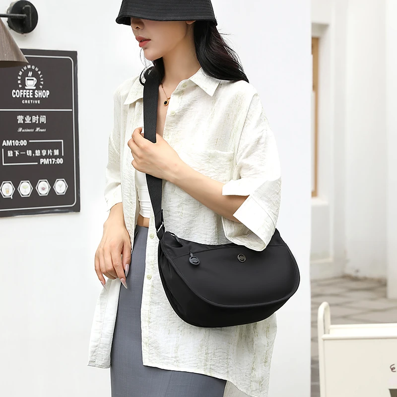 Resistant Nylon Travel Crossbody Bag Casual Korean University Student Shoulder Bag Women Large Capacity Commuter Hobos Tote Bag