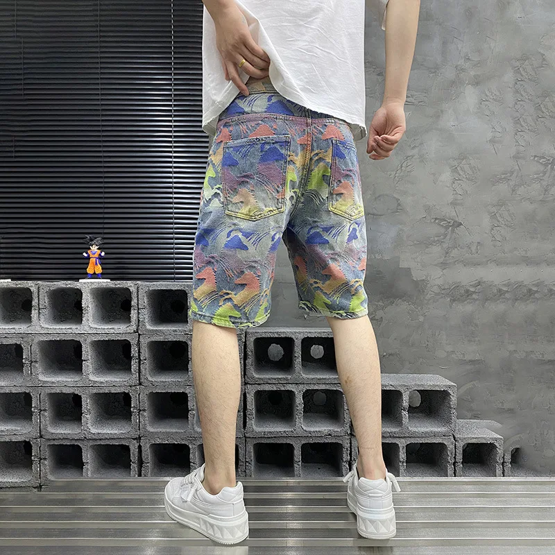 

Лето 2025 г., новые красочные жаккардовые ковбойские шорты для мужчин, свободные прямые, модные, элитные модные и брюки из пяти предметов