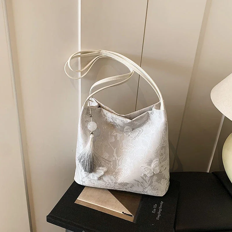 

Embroidered National Style Hasp Sewing Thread Shoulder Bags Tassel Decoration 2025 Spring New Hot Sale Trend Women's Handbags