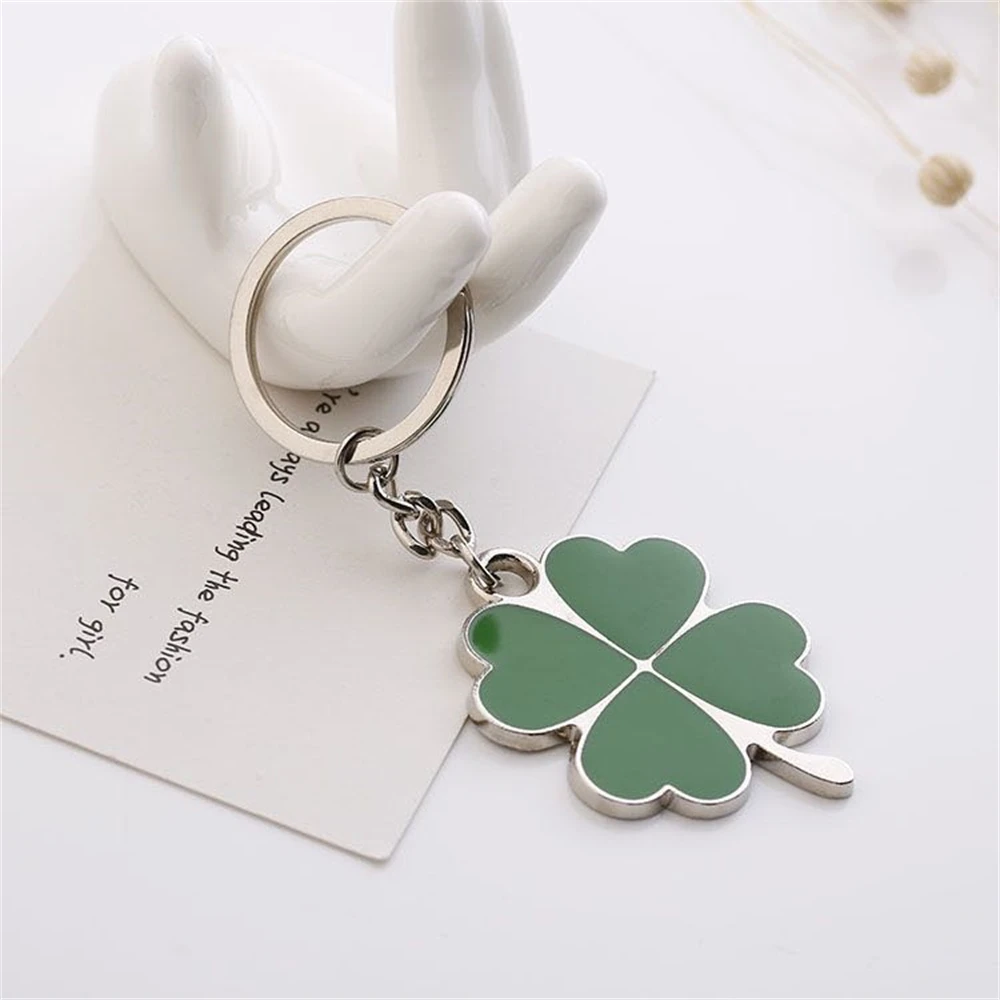 1pc Creative Lucky Four-leaf Clover Keychain Charms Bag Pendant Accessories Couple Cute Metal Foliage Shape Car Key Ring Gift