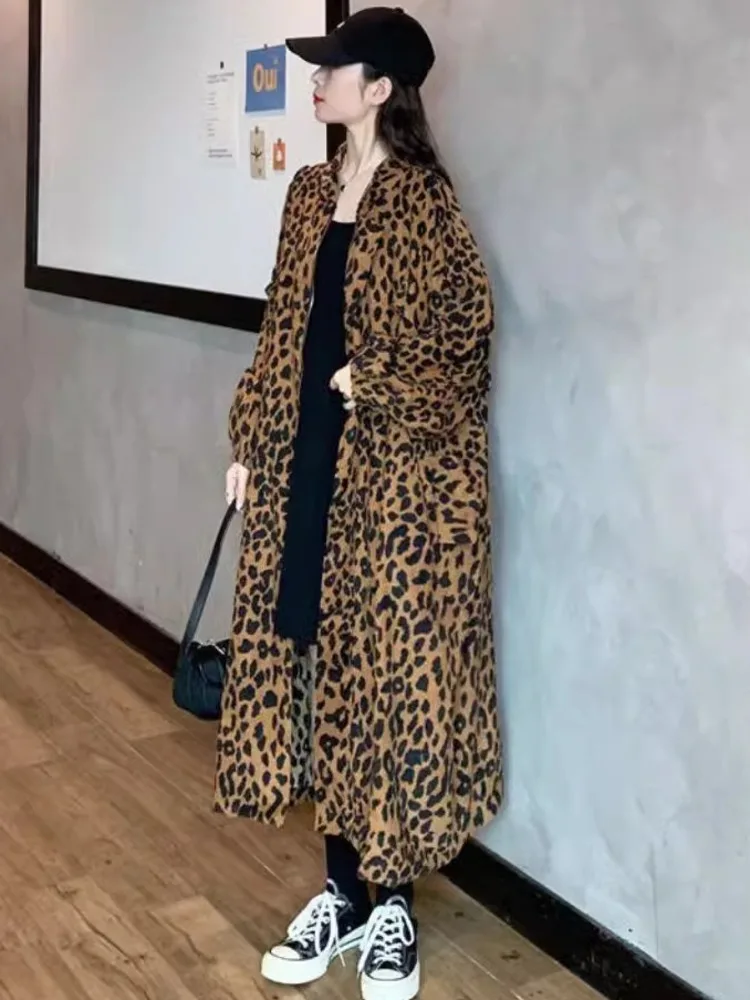 [EWQ] American Vintage Long Sleeve Leopard Print Windbreaker Loose Streetwear Women Winter Trench Coat 2024 Autumn Tide 16O2472