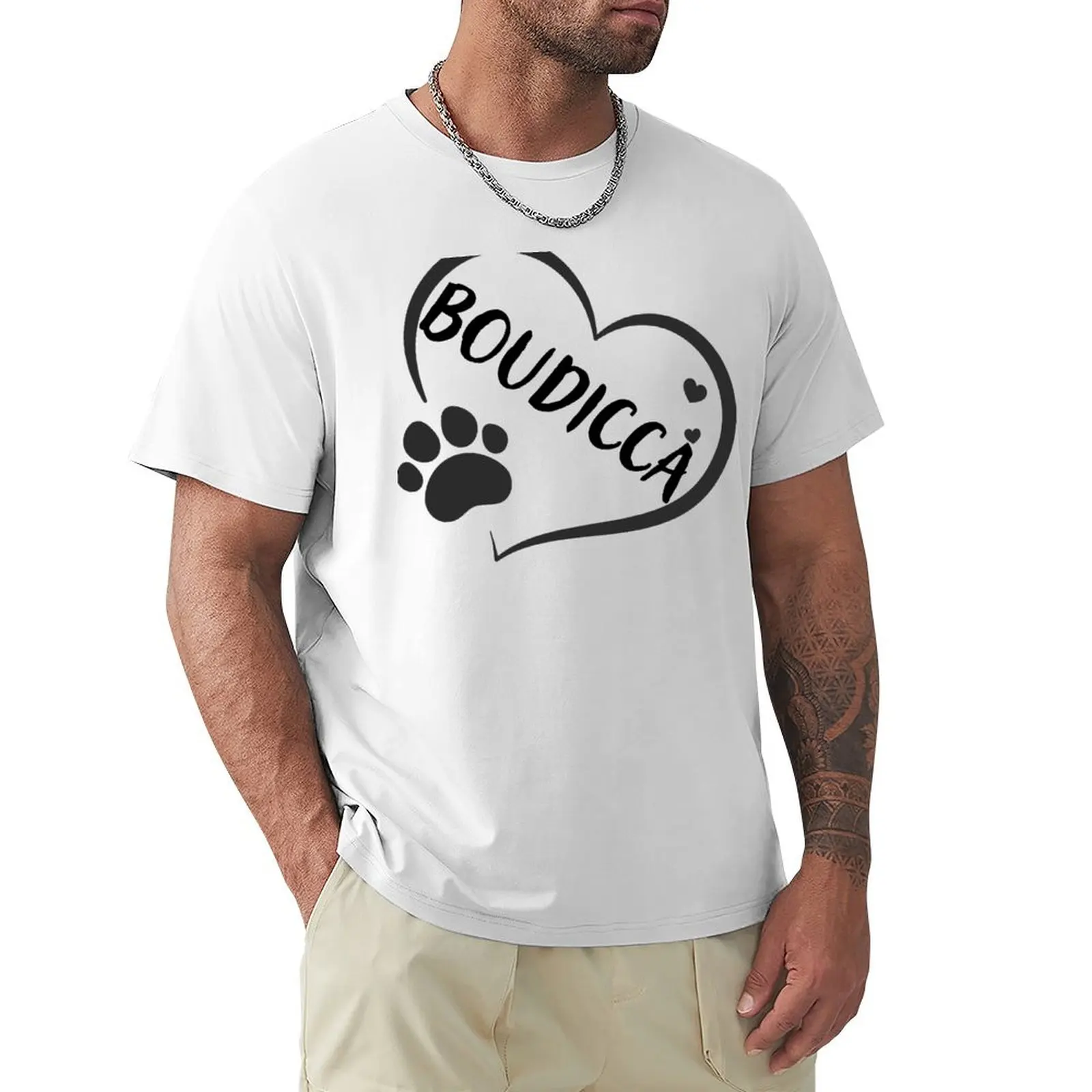 Boudicca dog or cat name in a heart with a paw, great gift for dog or cat owners T-shirt