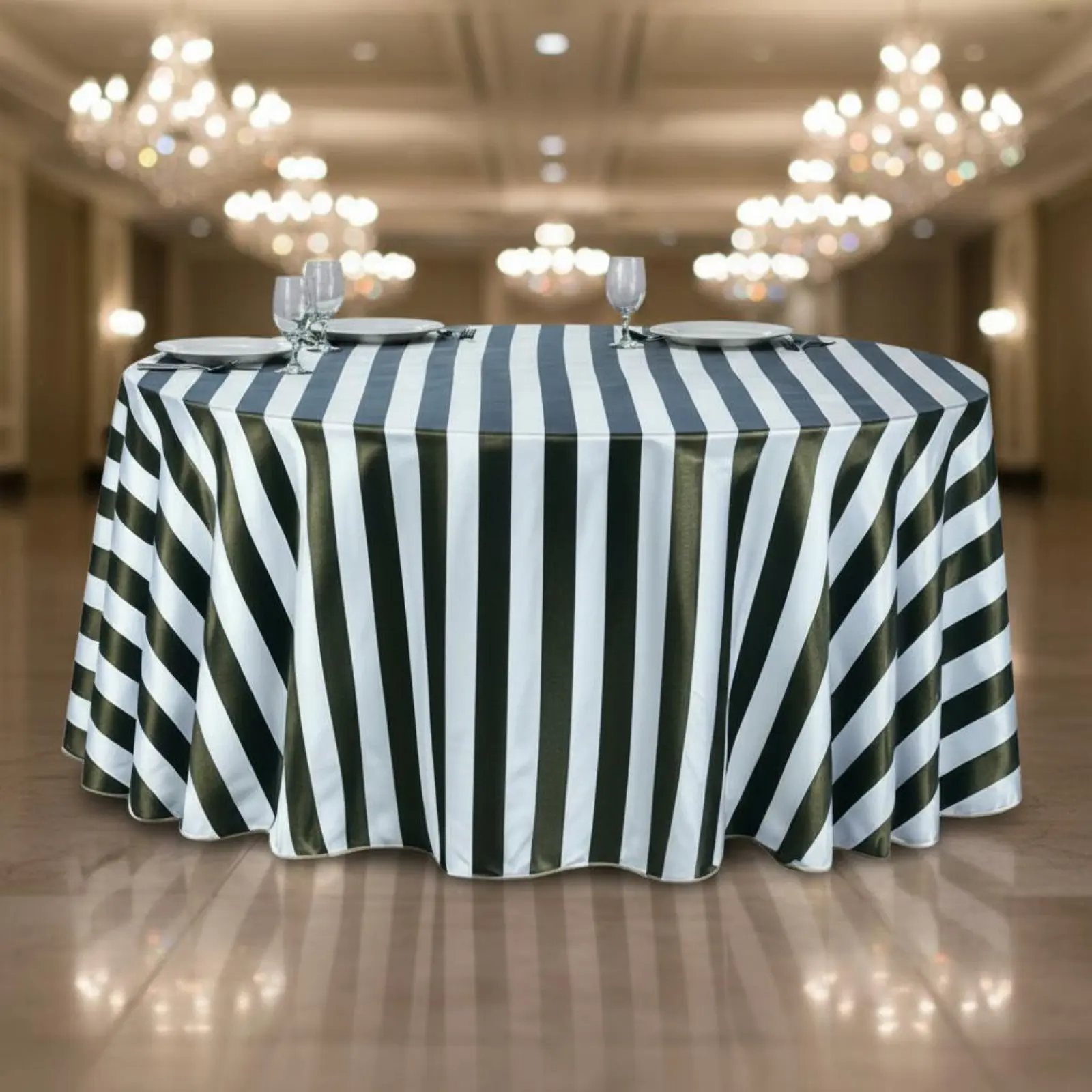 

Black and White Striped Tablecloth Printed Design Rectangular Striped Table Cover Polyester Tablecloth Easy to Clean for Hotel