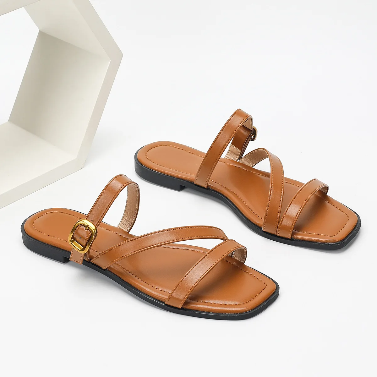 Picture 5: Women's Summer Oversized Solid Color Hollow Design Slippers Fashionable Square Toe Anti Slip Flat Slippers Chain Shoulder Bag