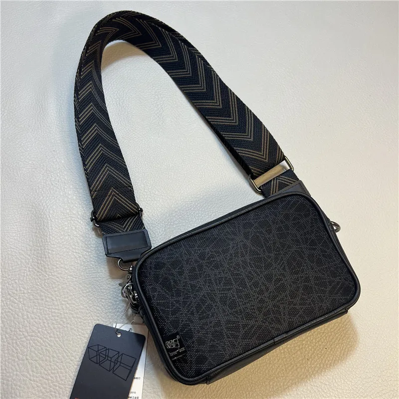 

Fashionable Color-Changing Textured Soft Leather Crossbody Shoulder Bag