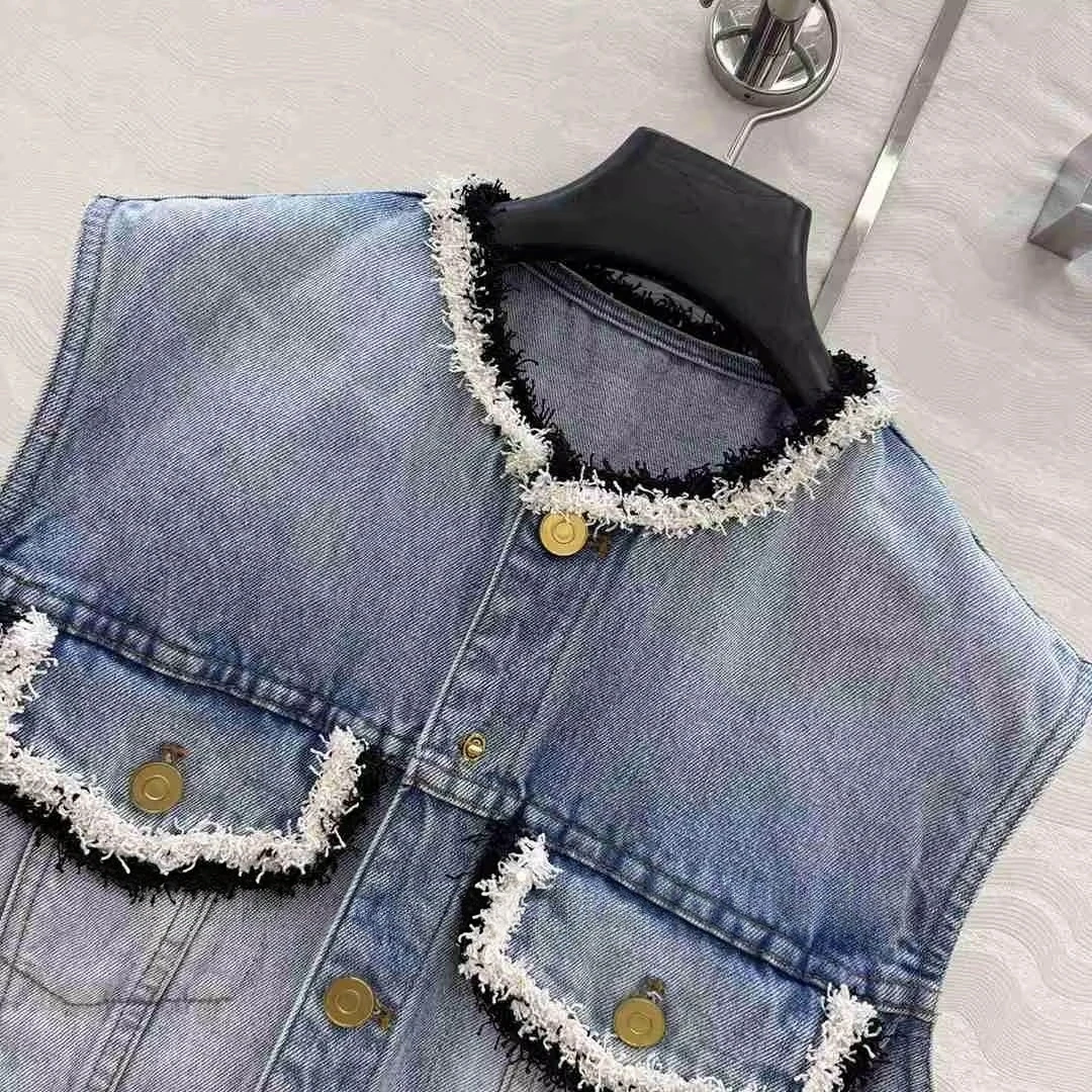 2026 New Autumn Vintage Temperament Woven Strap Pocket Decoration Denim Tank Jacket Women O-neck Sleeveless Cute Loose Vest