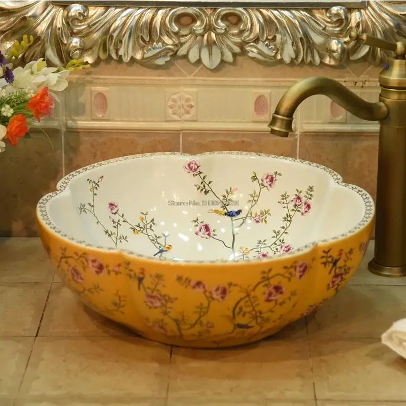 

Household Multi-color Flower-shaped Countertop Art Ceramic Basin Sink Petal Bird Design Retro Bathroom Balcony Washbasin