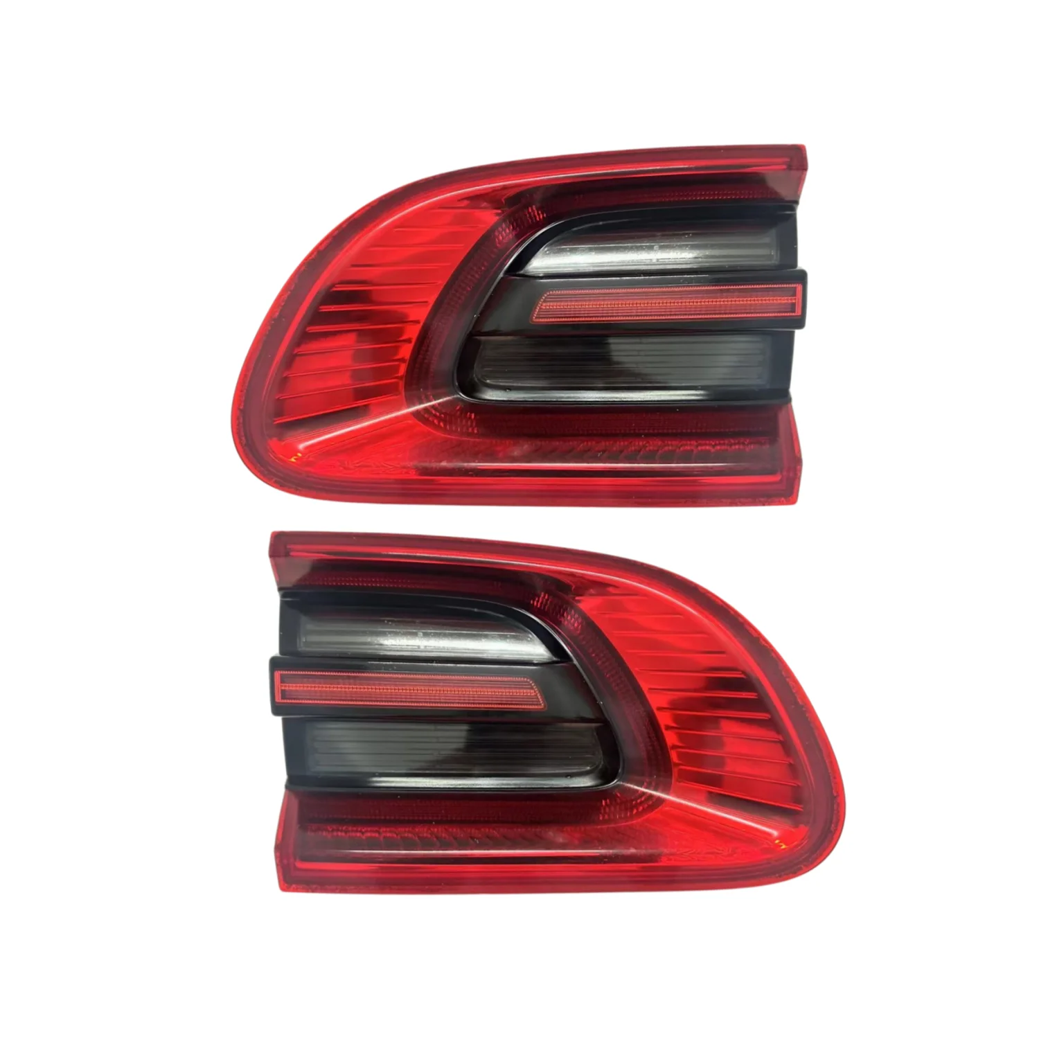 Fit For Porsche Macan Taillight 2013-2017 Macan 95B Rear Light Inner light OEM 95B945093 95B945094 95B Taillamp European Version