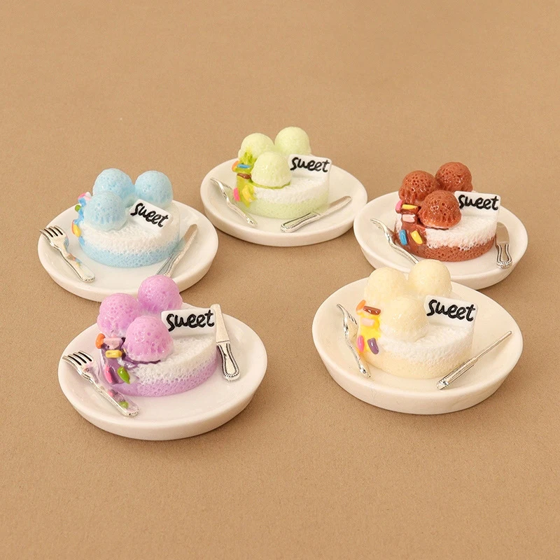 4 Stuks 1:12 Poppenhuis Miniatuur Gesimuleerde Dessert Cake Mini Serviesgoed Bord Lepel Vork Eten Dessertbak Model Keuken Decor Speelgoed