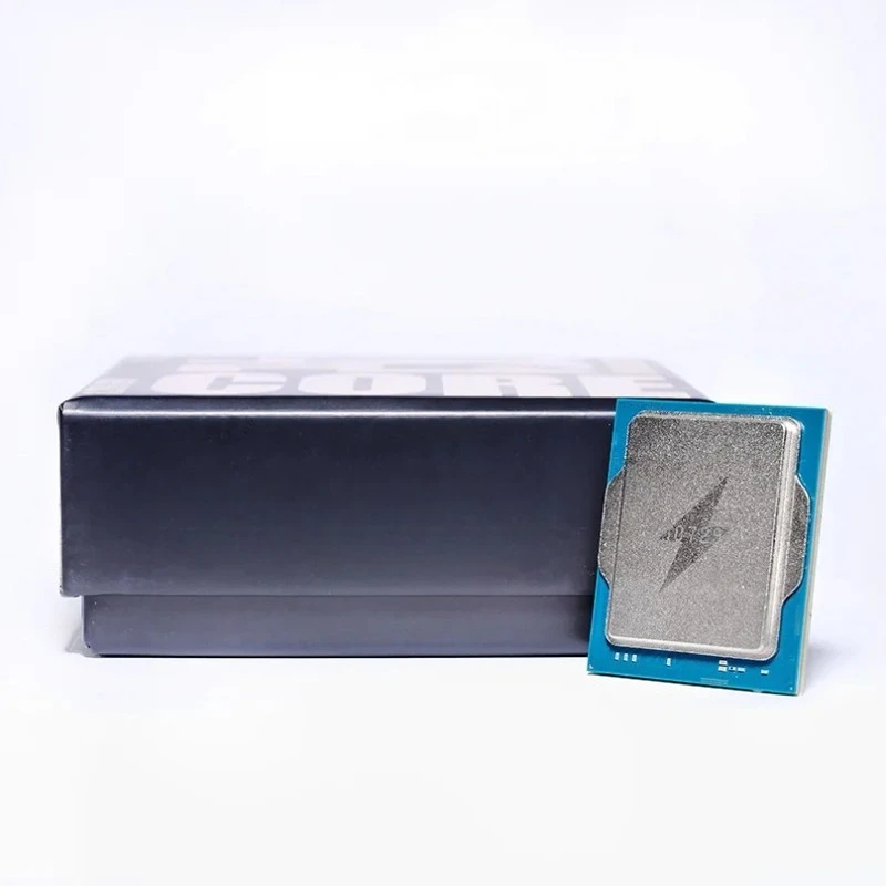 12TH GEN I5-12600HX（Q016)  ES   I9-12900HX(Q015)  Modified HX  Desktop  Can Overclock