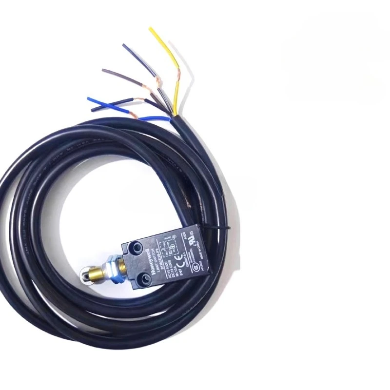 

Концевой выключатель, выключатель защиты ямы, отечественная замена модели 91MCE28-P2.