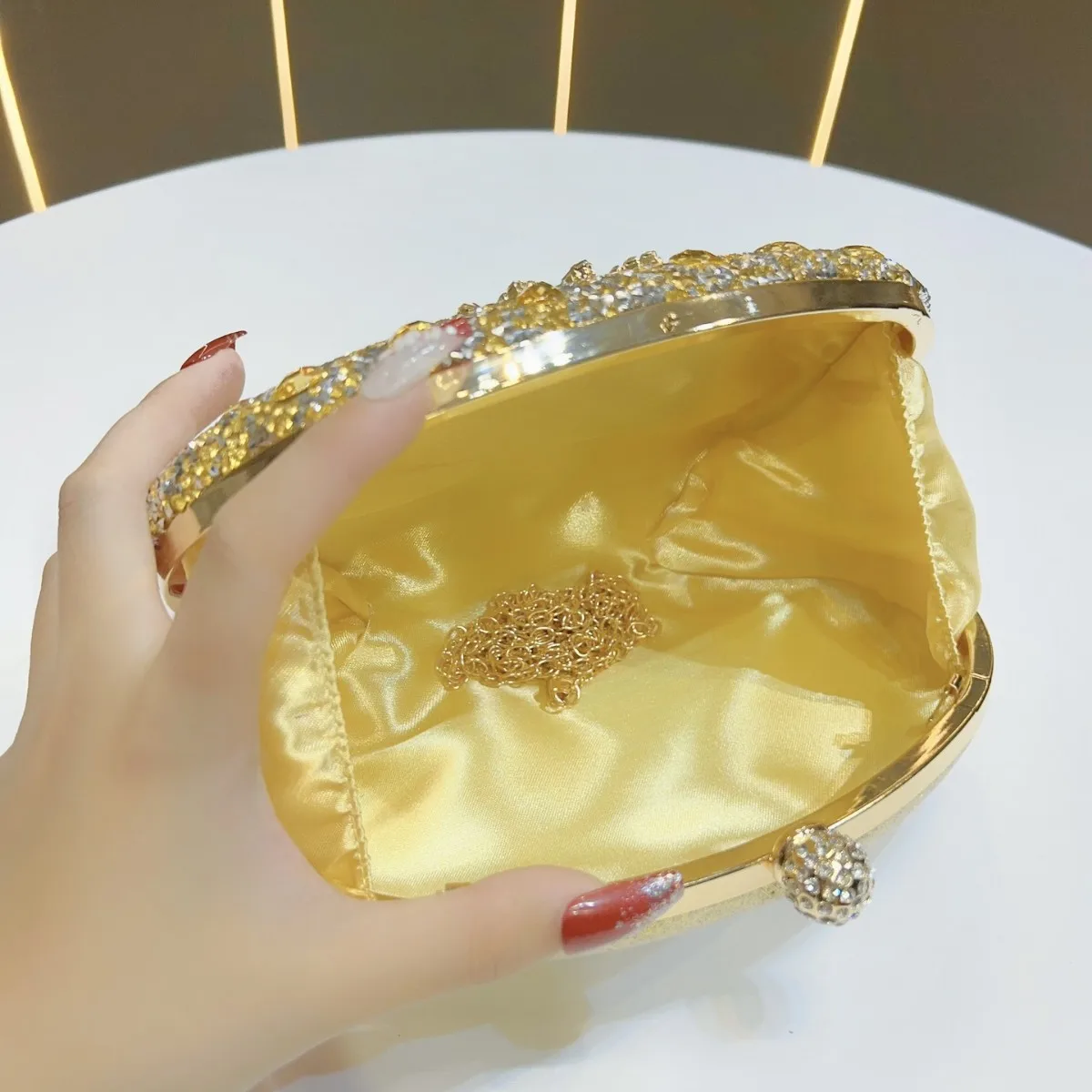 Flower Rhinestones Evening Bags Metal Prom Clutch Diamonds Clutch with Chain Shoulder Handbags Wedding Female Purse image 4