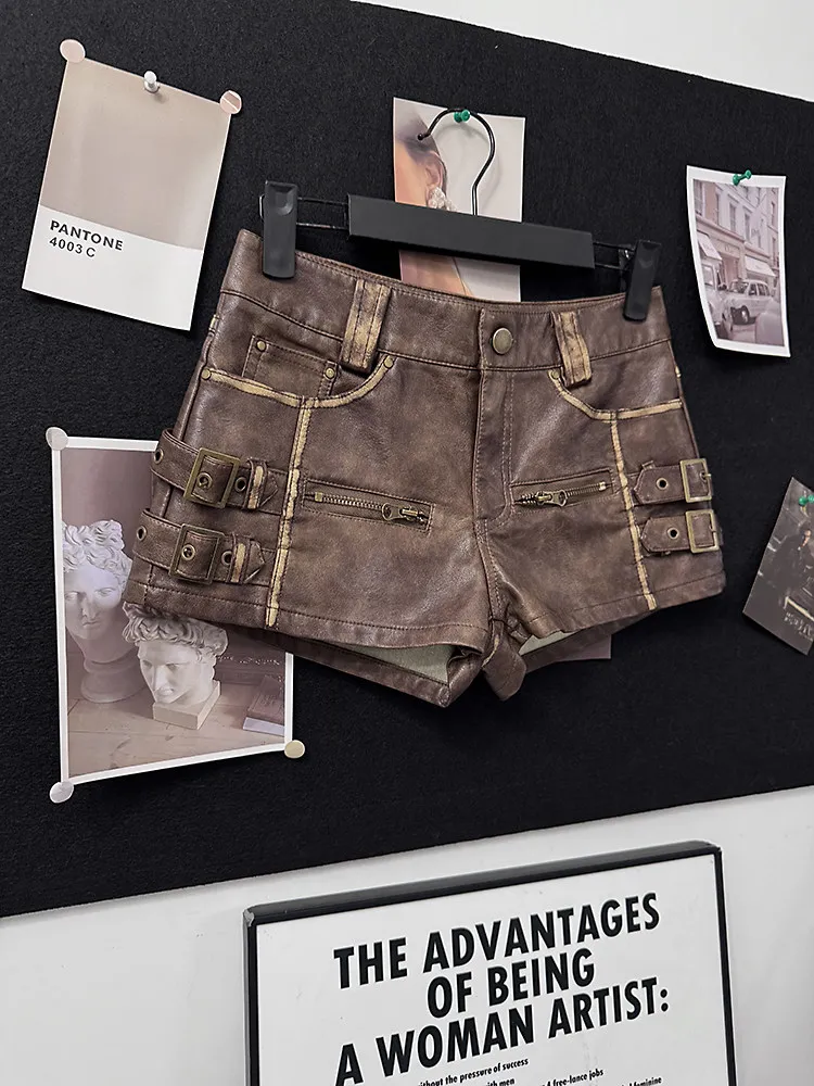 Women Black Gothic Leather Mini Shorts Skinny Shorts Pants American Vintage 2000s Y2k Gyaru Low Rise Hot Pants for Women Summer