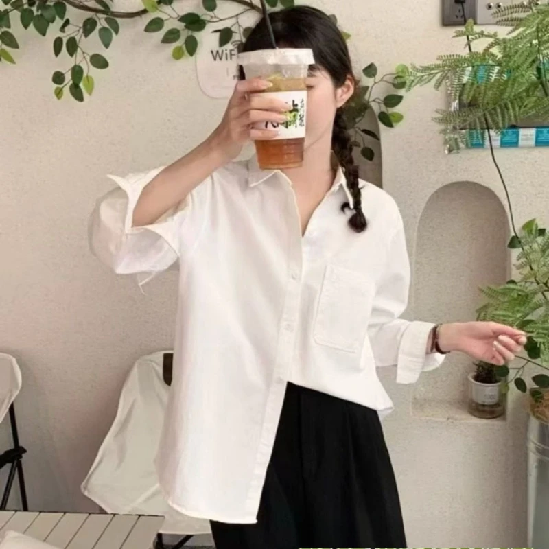 Chemise à imprimé Mickey pour femmes - Nouvelle chemise à manches longues décontractée ample pour le printemps et l'automne, haut polyvalent anti-âge