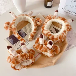 Winter Plush Facial Wash Wrist Band Women's Cute Giraffe Water Absorbent Sleeve Cuff Moisture-proof Wrist Guard Cuff Sleeve Wash