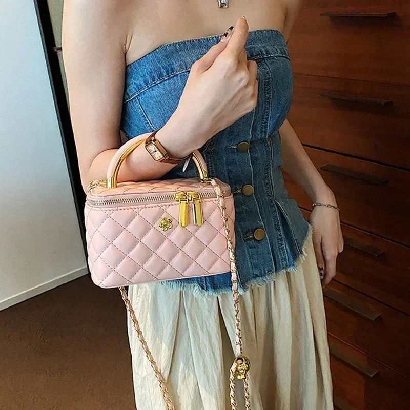 

XOUHAM Quilted Shoulder Bag for Women PU Leather British Style Handbag Ladies Chain Crossbody Bags Female Small Square Pocket