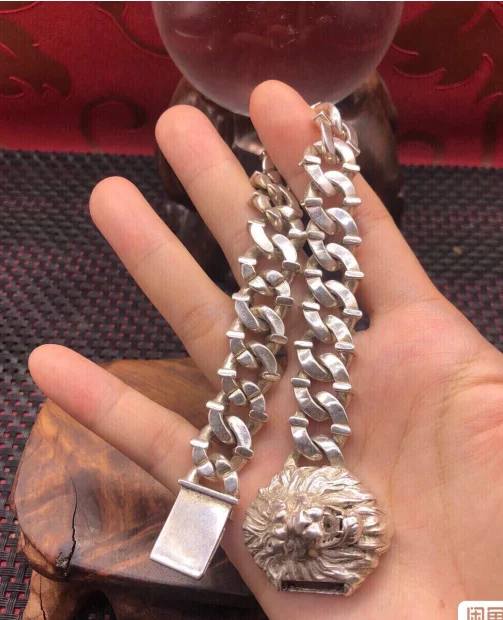 Chinese Fashion Miao Silver Clasp Noble Lion Head