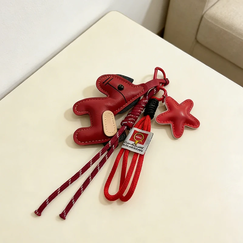 Vintage Style Horse Bag Pendant PU Leather Lightweight Design Horse Hanging Rope Rope Attachment Cartoon Design