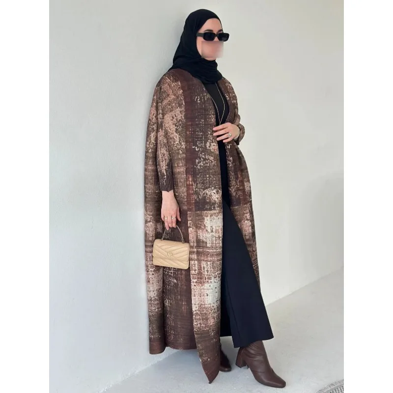 GGHK Geplooide Dames Abaya Vintage Gedrukt Ontwerp Los Groot Formaat Klassieke Arabische Dubai Luxe Abaya 2025, Lente Herfst Nieuw