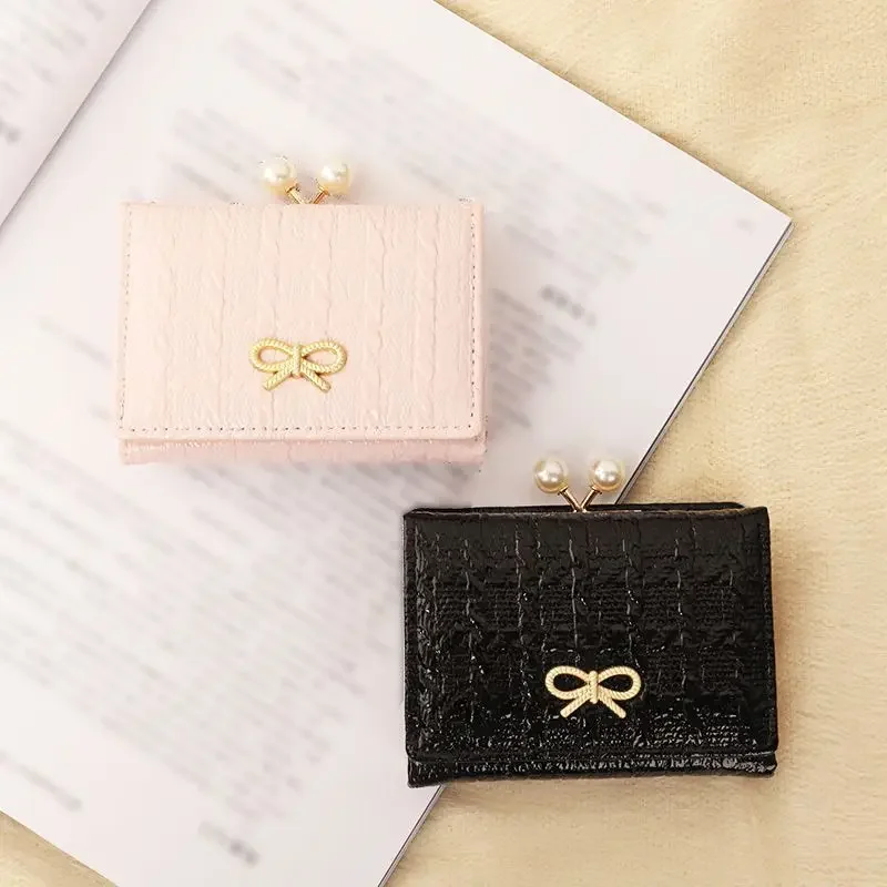 Korean Version 30% Off Short Female Wallet Student Folding Cartoon Cute Butterfly Card Bag Wallet Fashionable and Versatile