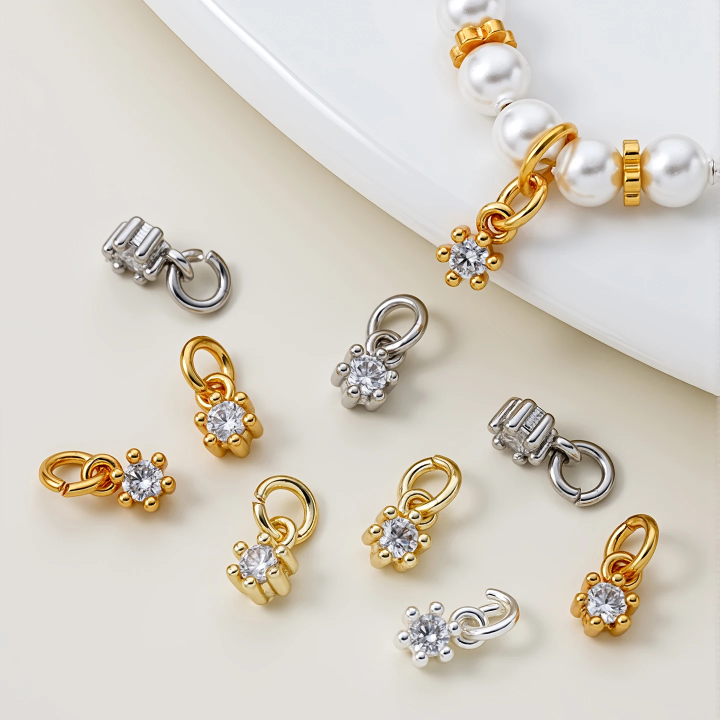 

5Piece/Pack 14/18K Gold Color Plated Copper Round Shape Pendants for DIY Bracelets Necklace Jewelry Making Accessories