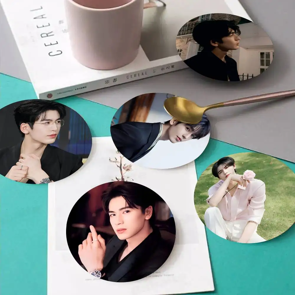 1pc Cool Actor Zhang Linghe Wooden Coaster Colour Printing Cup Mat Home Desk Decoration Gifts