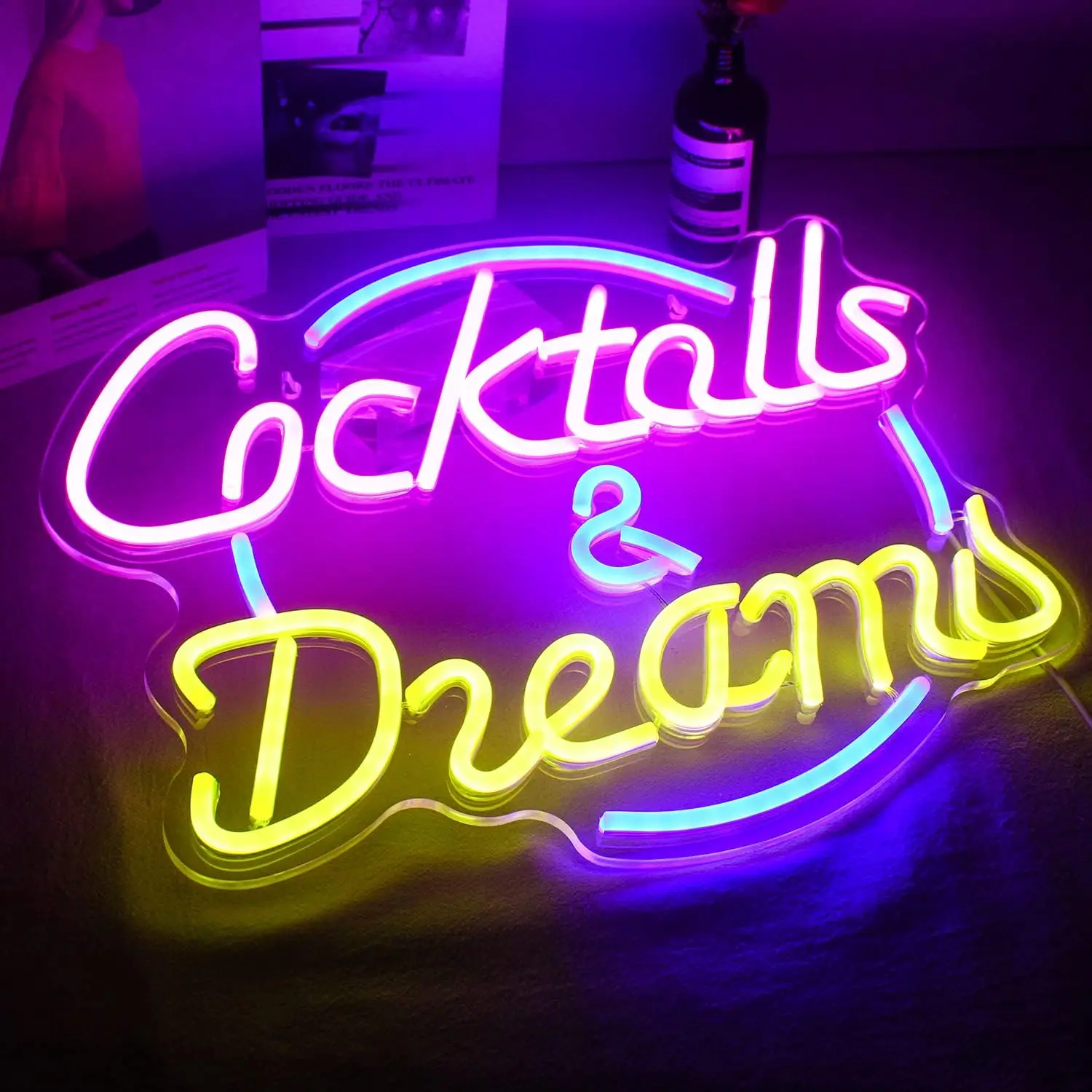 L\'insegna al Neon di cocktail e sogni, adatta per la decorazione della parete del bar, può essere alimentata da USB, luci a LED regolabili