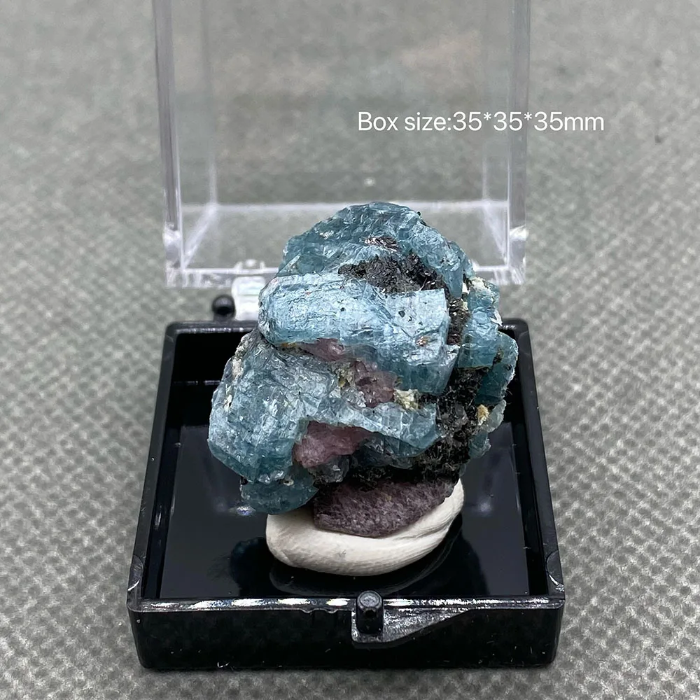 

100% natural ruby and aquamarine crystal raw stone ore specimens +Box size:35*35*35mm