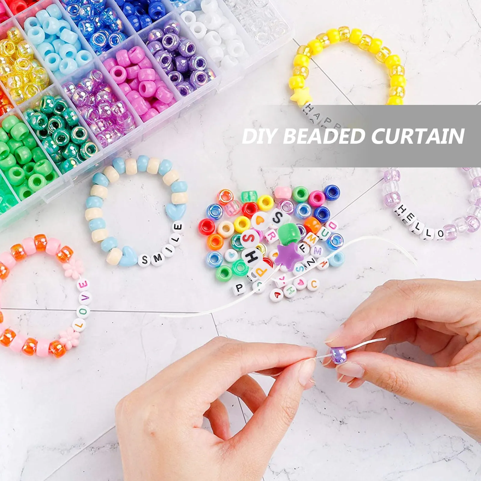 1セットのアルファベットビーズ。diy工芸、アクセサリー作り、ネックレス、ブレスレット、アンクレット、ビーズカーテン、スペーサービーズなどに使える、バラバラになった文字ビーズ。