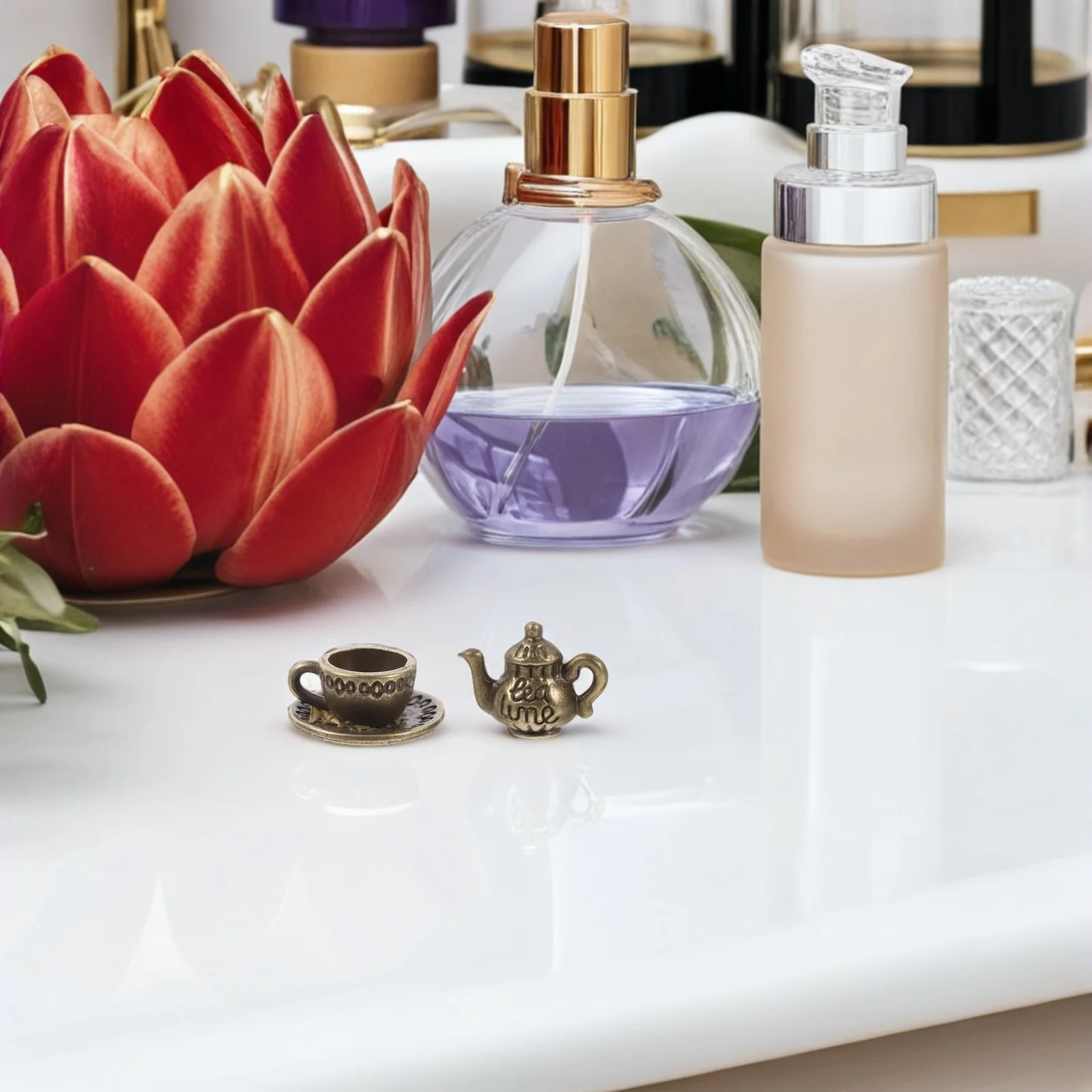 6 مجموعات أطقم شاي مصغرة خمر دمية معدنية اكسسوارات المطبخ مقهى إباريق الشاي أكواب صغيرة للتصوير الفوتوغرافي لعب الأدوار