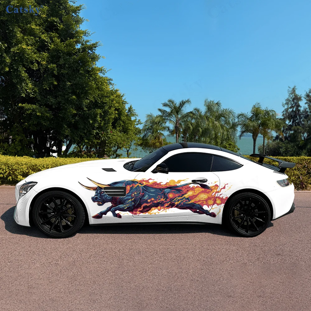Angry bull, lightning speed, special effects — waterproof and scratch-resistant decorative protection car side decal