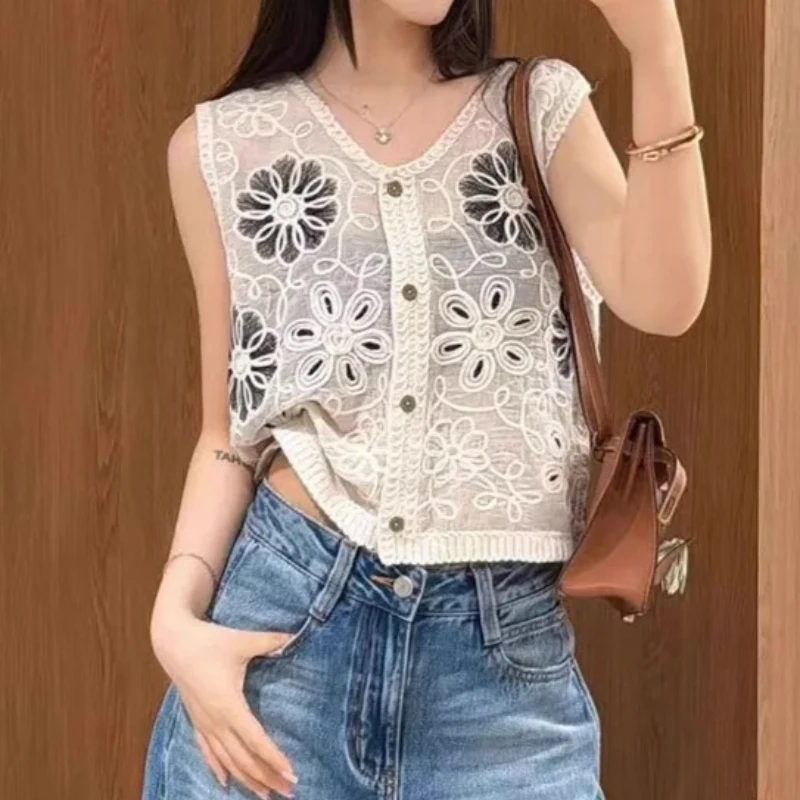 Floral Crochet Vest Women Button Down Sleeveless Cut-out Lace Waistcoat Crop Top Boho Beach Vacation Spring Summer 2026