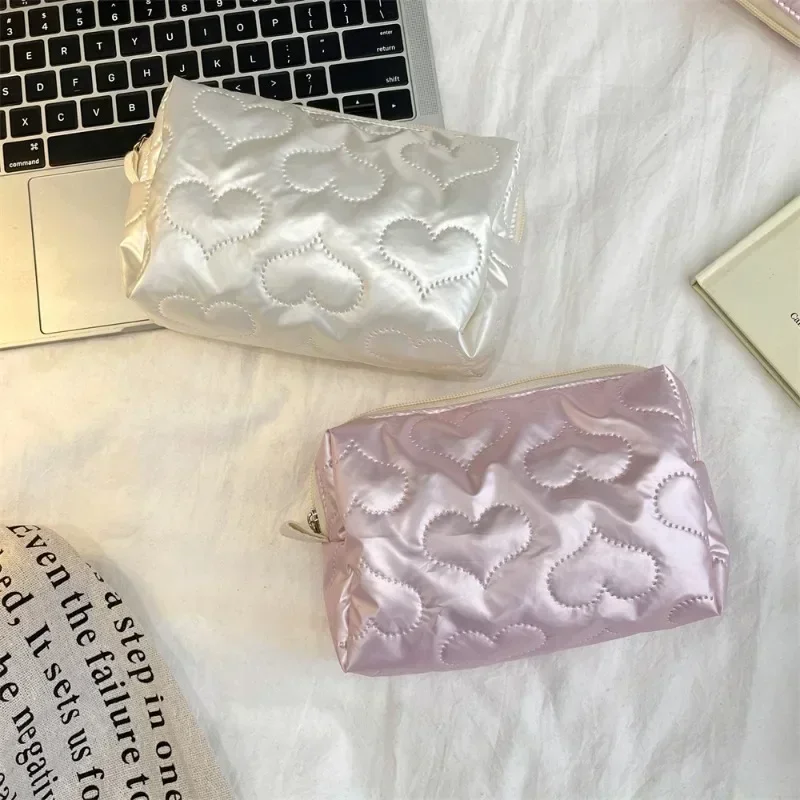 Silver Lingge Bow Pattern Makeup Bags for Women Fashion Cute Lady Girls Earphone Key Lipstick Cosmetic Storage Bag Zipper Pouch