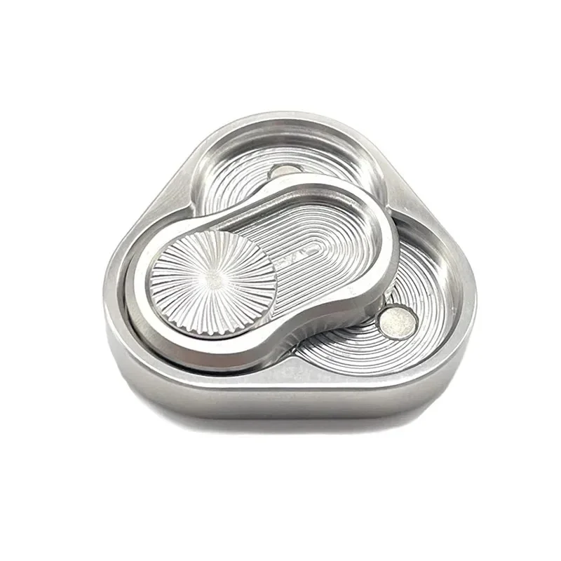 Trójkątny Magnetyczny Slider Fidget EDC Metalowy Przyrząd do Zabawy Palcami, Karta do Wciskania, Zabawka Antystresowa Obrotowa dla Dzieci z Autyzmem i Uspokajająca Lęk