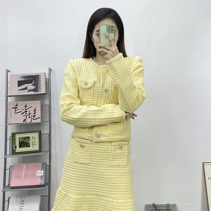 High Quality Spring Autumn Elegant Lady Long Sleeve Knitted Cardigans Top Short Jackets + Metal Button A-line Yellow Skirt Sets