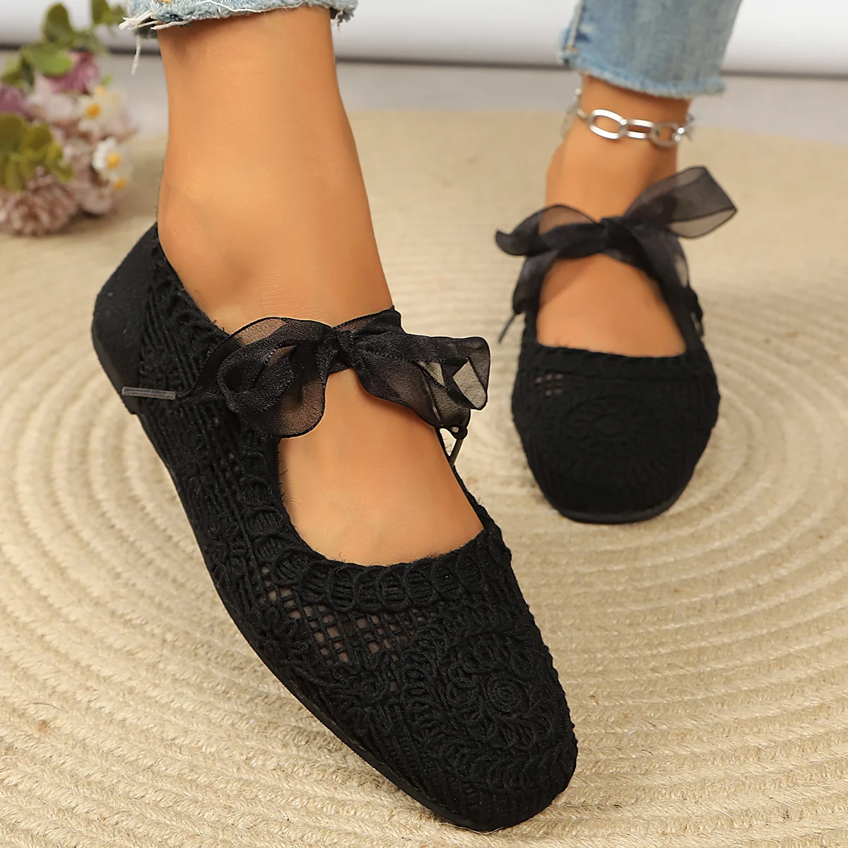 Women's Spring and Summer Crochet Mesh Breathable Square Ballet Flat Shoes 2026 New Solid Color Lace-up Design Low-cut Shoes