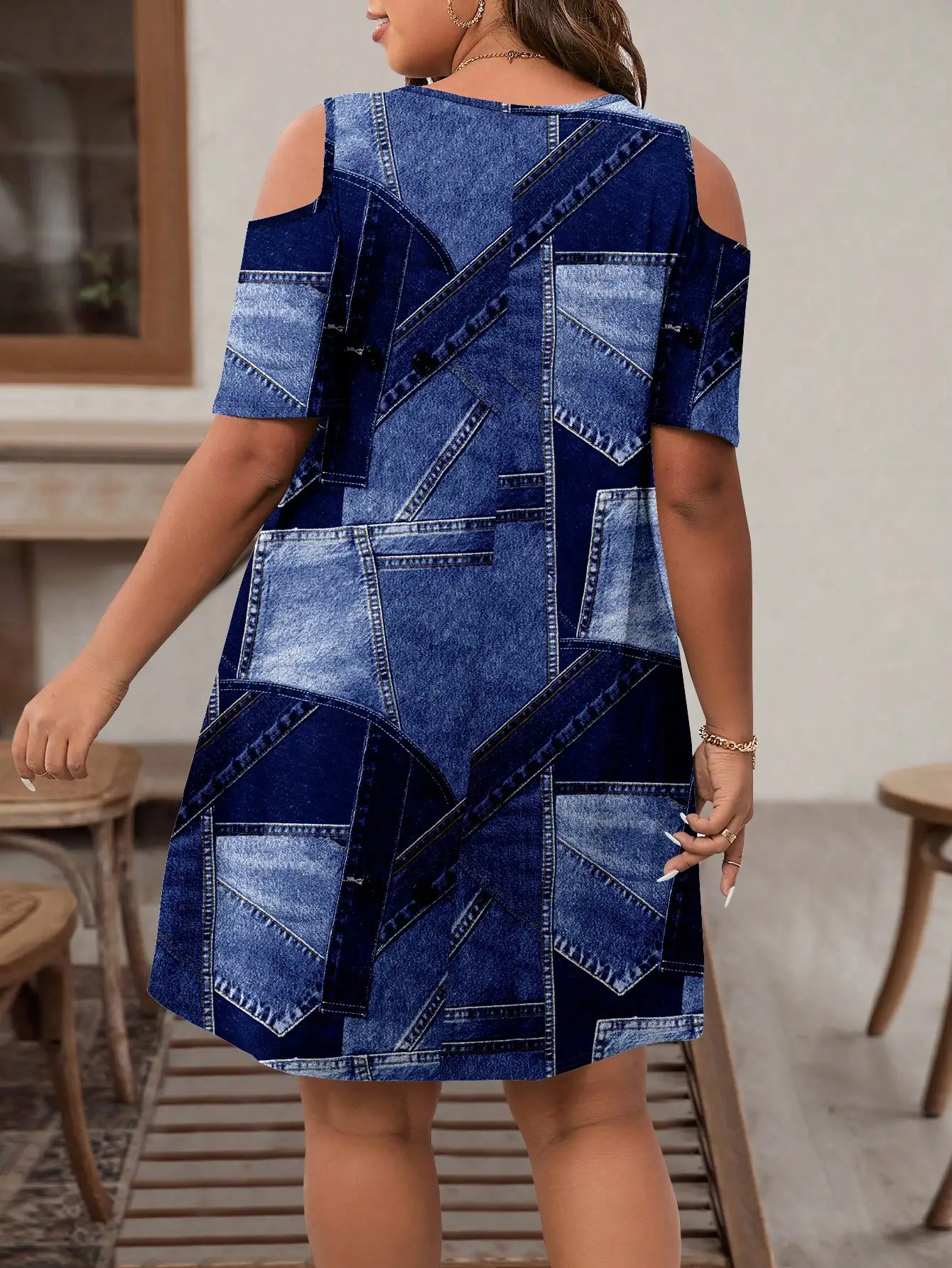 

Темно-синее джинсовое платье с принтом, свободного кроя, с открытыми плечами, для женщин, на лето