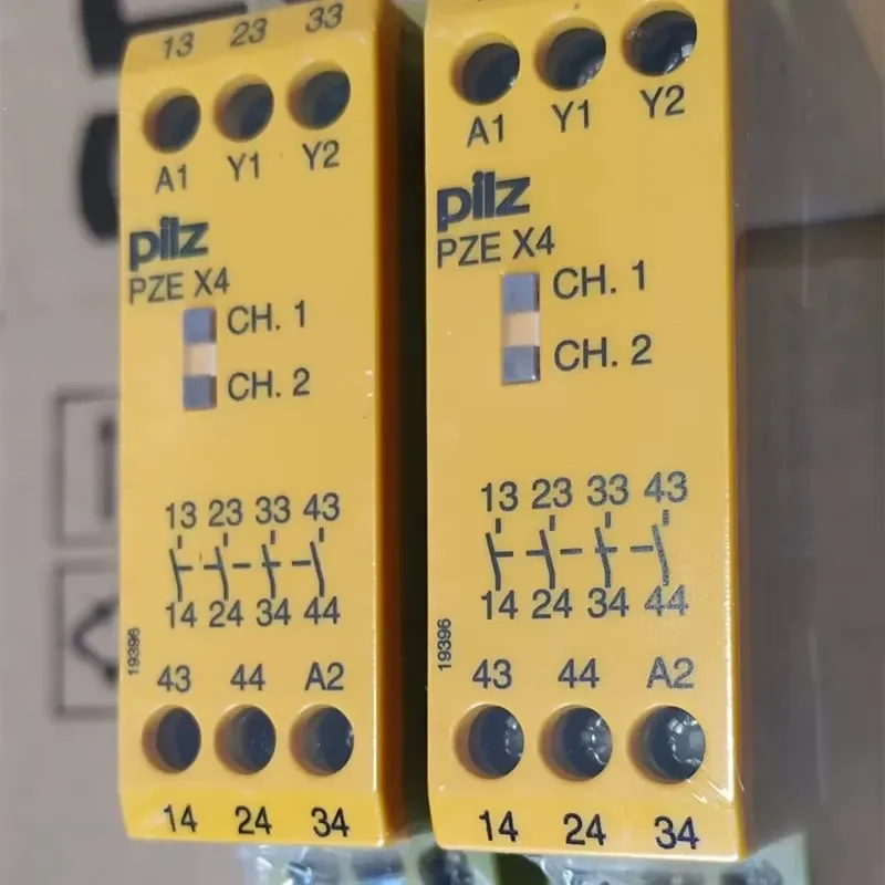 Pilz Pze X4 Safety Relay 10 A 250 V AC, Electromechanical 2 Channel