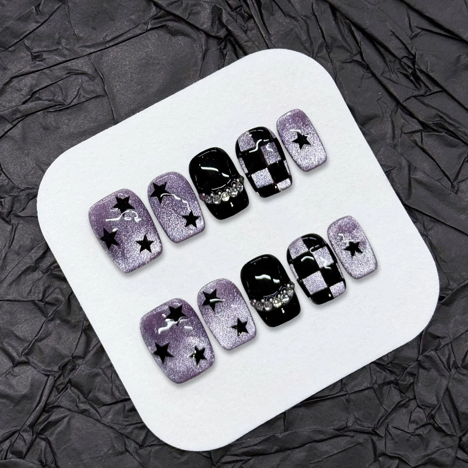 10 Stück lila glitzernde Stern-Schachbrett-Katzenaugen-Kunstnägel, kurze quadratische Nägel zum Aufdrücken mit Schimmer, handgefertigt, DIY-Kunstnägel
